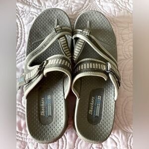 Skecher sport sandals size 9